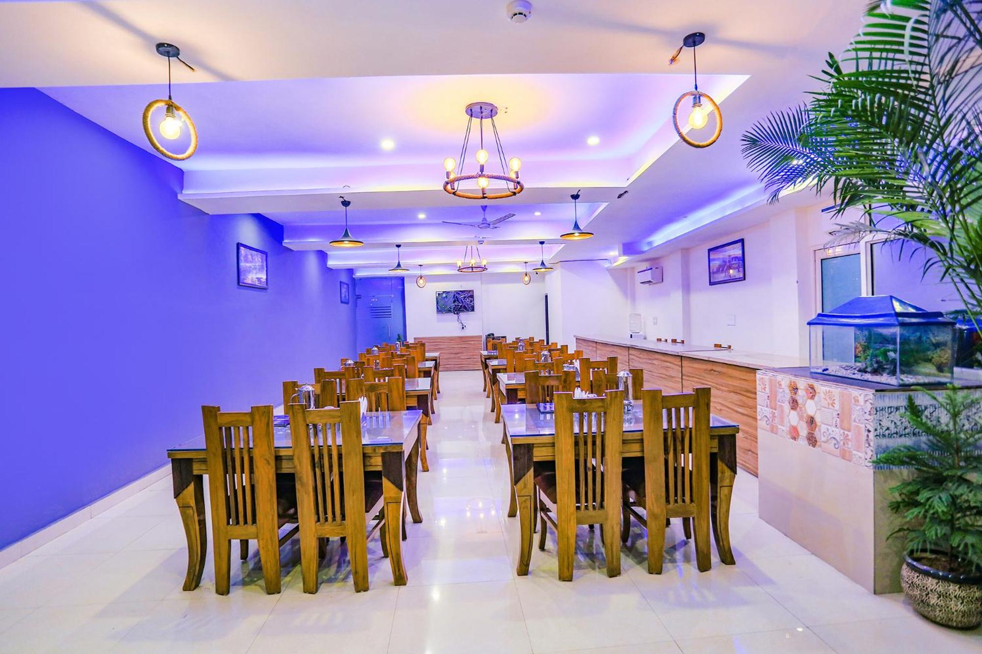 Hotel Fabhotel The Kiara New Delhi