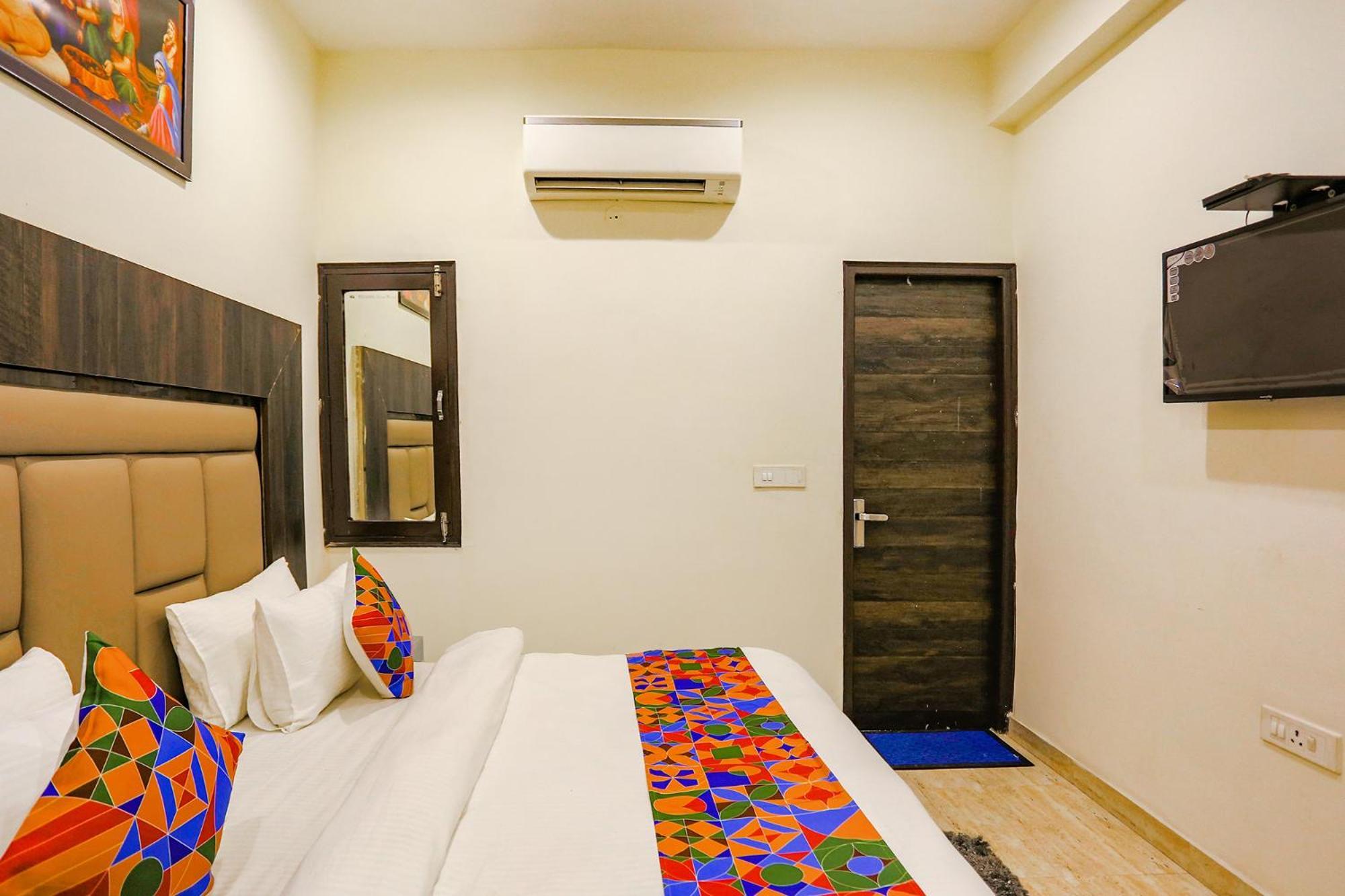 Hotel Fabhotel The Kiara 3*