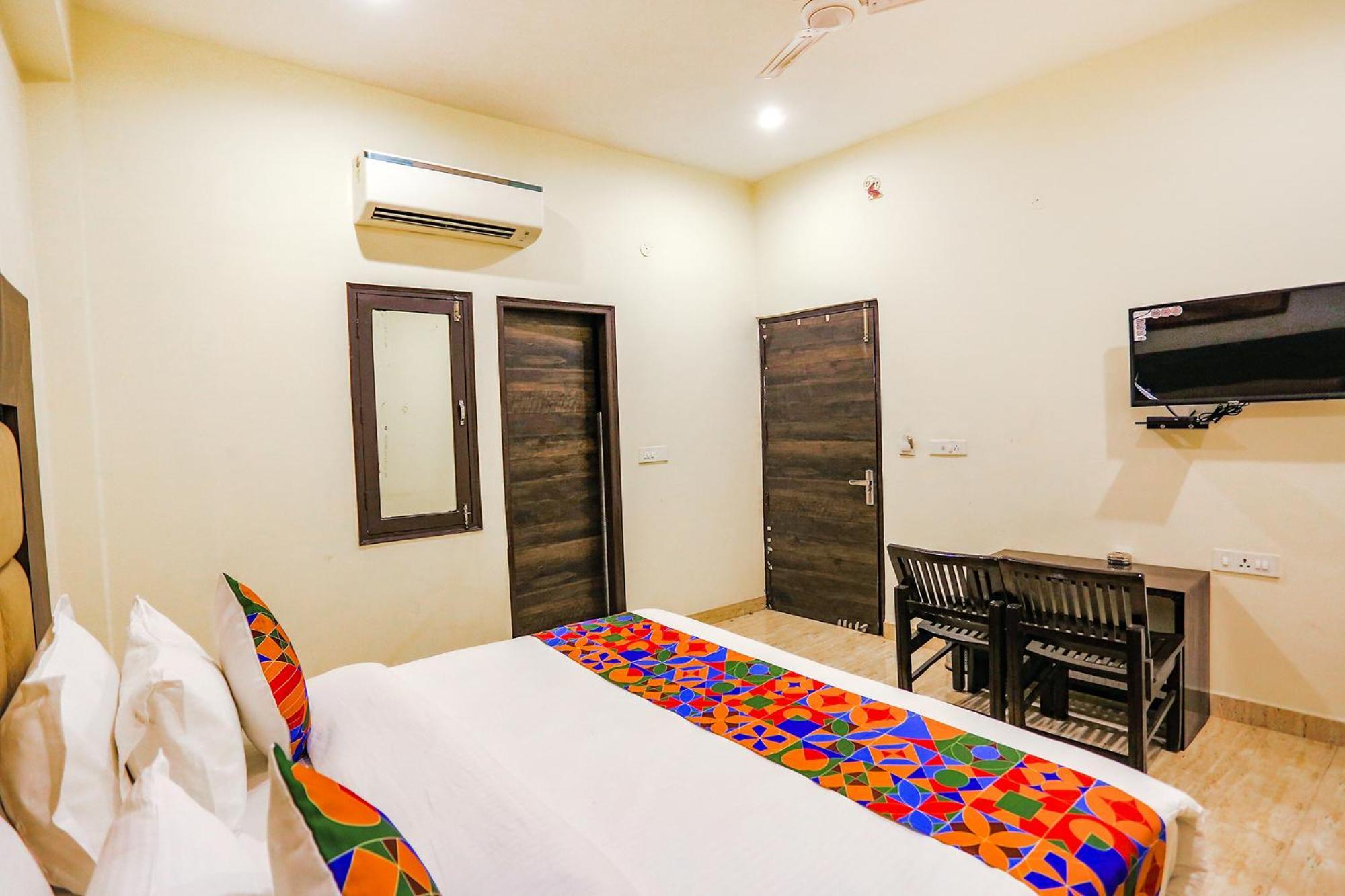 Fabhotel The Kiara New Delhi