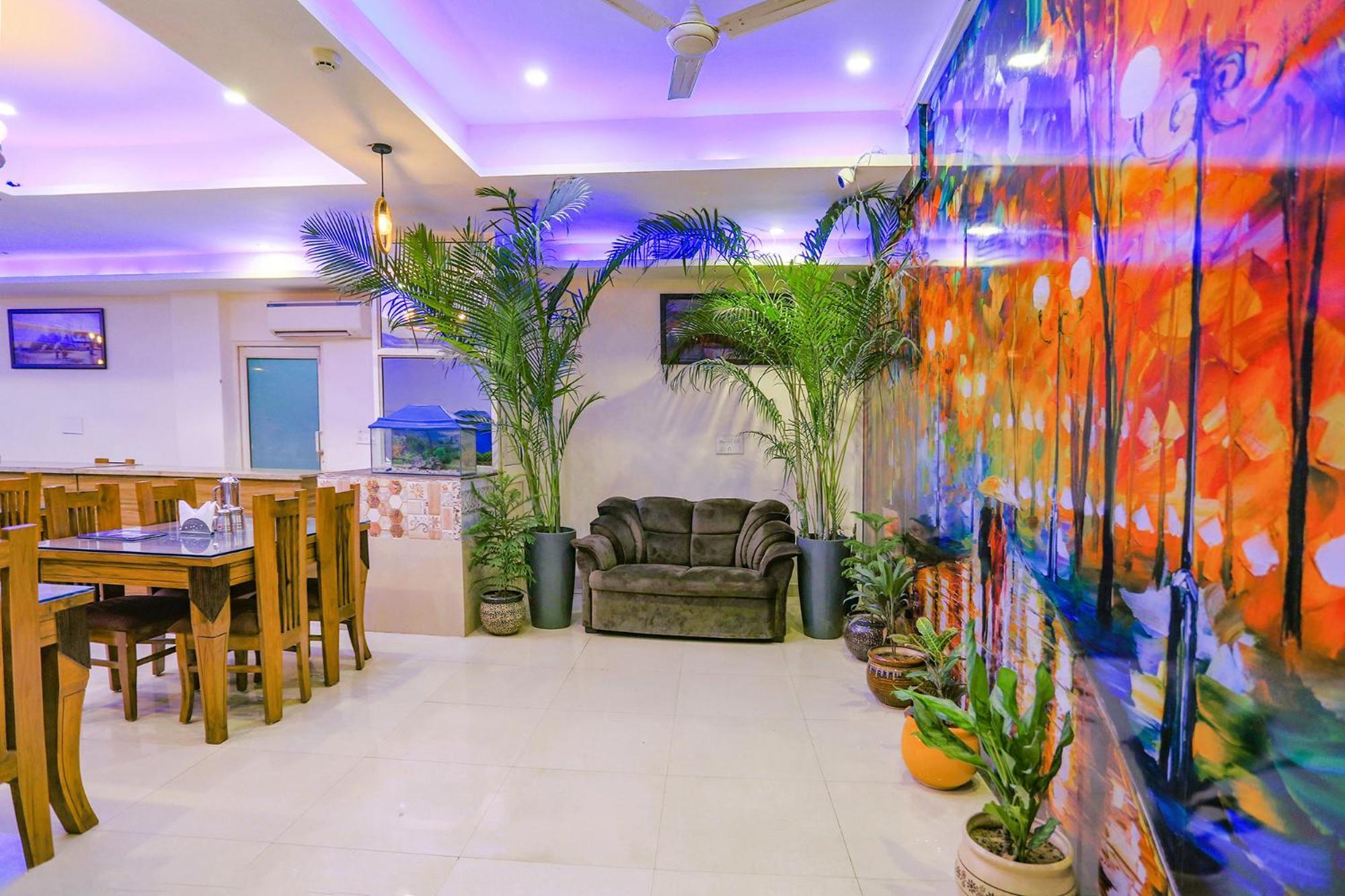 Hotel Fabhotel The Kiara New Delhi