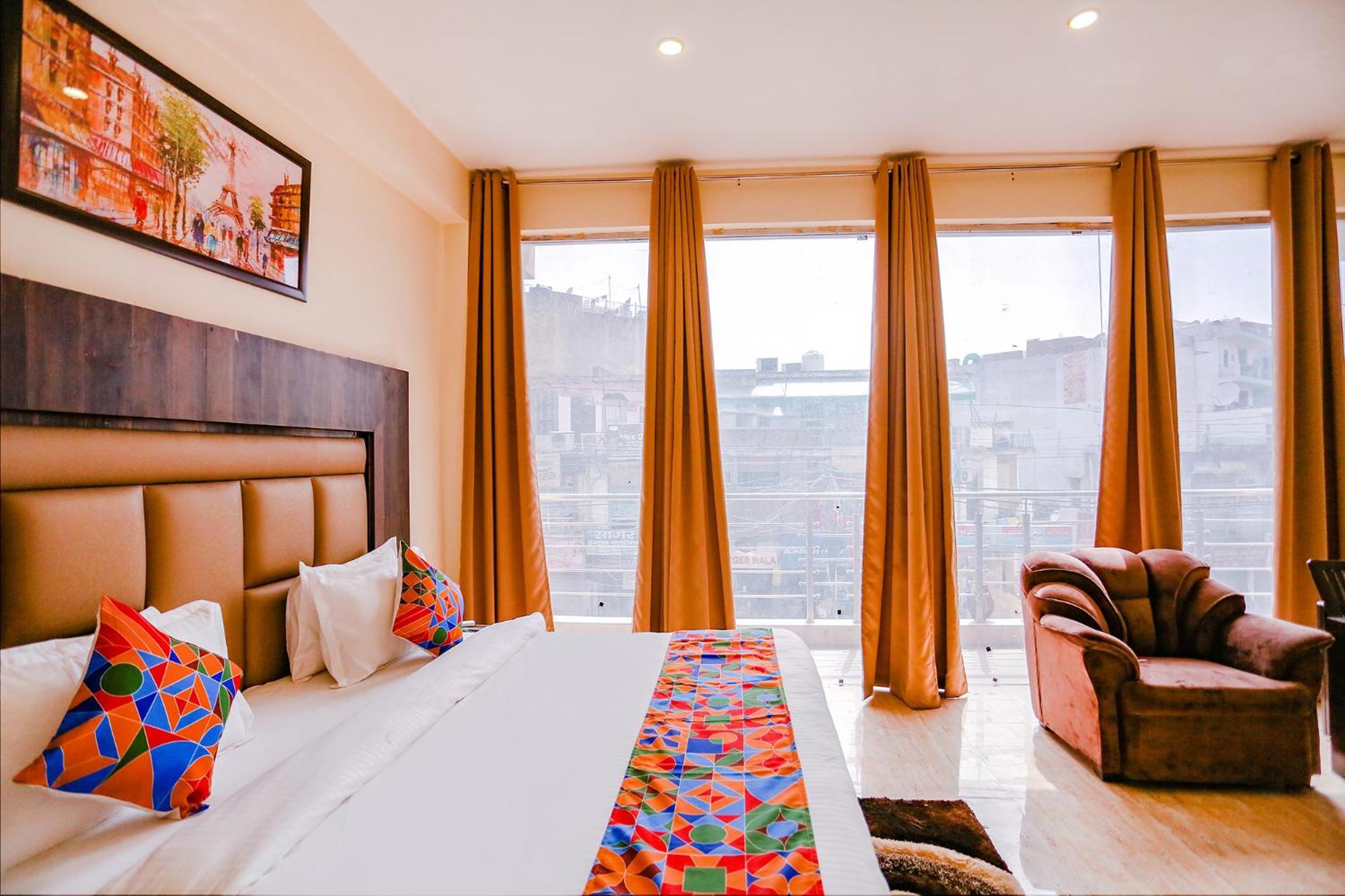 Fabhotel The Kiara 3* New Delhi